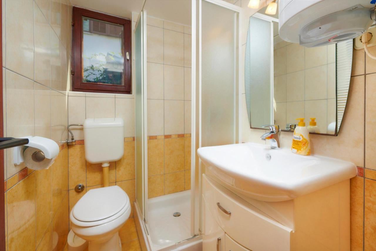 Apartments Dracice 1019 Баньоле Екстериор снимка